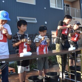 早食い競争に声援　音別・北のビーナス【釧路市】(2026-08-23)