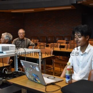 キナシベツ湿原に学生を受け入れ　島袋さん活動紹介【釧路市】(2026-08-24)