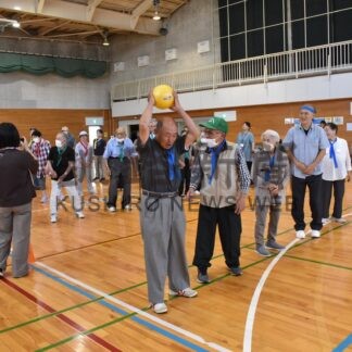 スポーツで身体機能向上　釧路地区身障者福祉協、会員ら４５人が交流【釧路市】(2026-08-26)