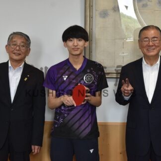 根室柏陵中出身の毛馬内さん、卓球全国惜敗　石垣市長に結果報告【根室市】(2026-09-01)