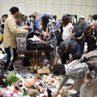 衣類や雑貨、盛りだくさん　ＭＡＭＡフリマ盛況【釧路市】(2026-09-03)