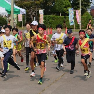 １２０人、別海駆け抜ける　駅伝大会、練習成果競う【別海町】(2026-09-10)