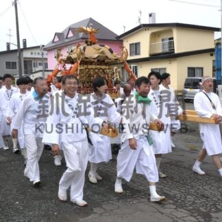 鳥取神社例大祭　おんな相撲７２人熱戦　西山さん３度目優勝【釧路市】_1(2026-09-15)