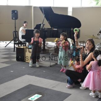 子供たち歌や踊り披露　阿寒町公民館でロビーコンサート【釧路市】(2026-09-15)