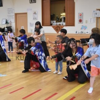 園児と一緒によさこい　仏教釧路幼稚園で学生魂・心が交流【釧路市】(2026-09-19)