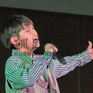 歌やダンス成果披露　プロ指導、表現力磨く【根室市】_1(2026-09-26)