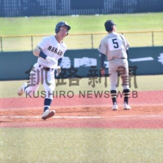 代決は武修館－中標津　ともに１３得点コールド勝ち　秋季高校野球釧根支部予選_1(2026-09-27)