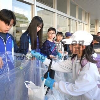 児童生徒ら朝のごみ拾いに汗　小中連携プロジェクト【釧路市】(2026-09-29)