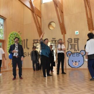 共栄保育園など木造建築物見学　森林資源活用円卓会議【釧路市】(2026-10-12)