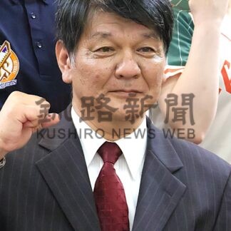 女子硬式野球チーム「クイーンズ」来春始動へ　監督に吉田氏（元巨人選手）【別海町】(2026-10-17)