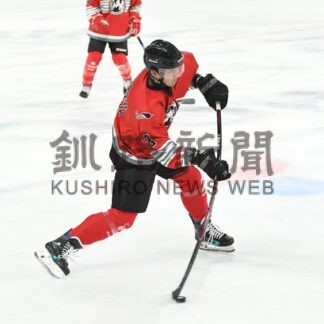 釧路厚生社３連発で勢い　アイホＪアイス　ホーム開幕戦飾る【釧路市】(2026-10-19)