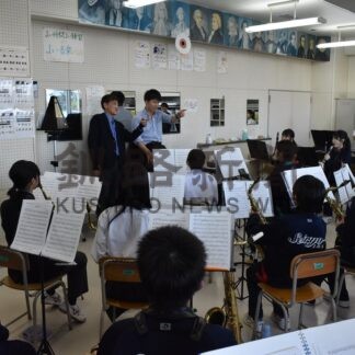 心通わせる「音の環」　２６日共演控え、木原さんと青陵中生徒練習【釧路市】(2026-10-23)